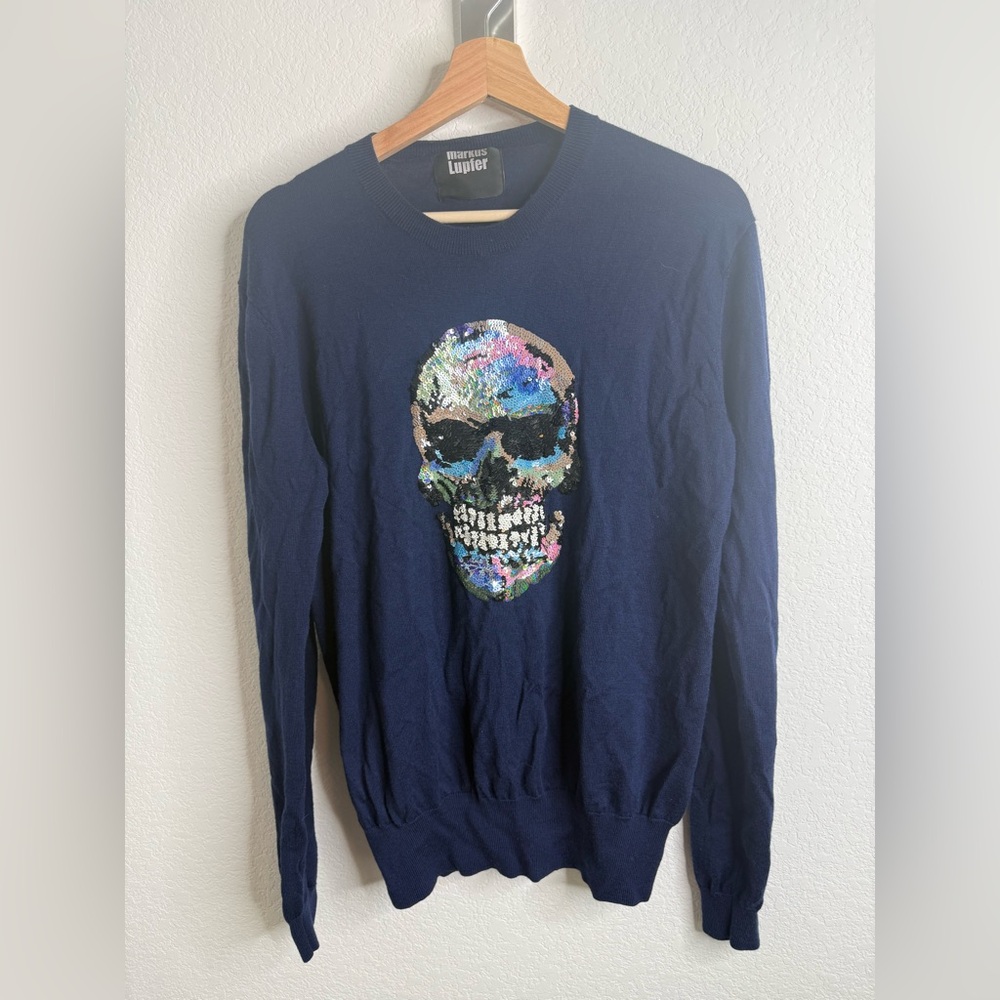 Marcus Lupfer Navy Sequined
Skull Sweater 100% Merino wool Sz XL